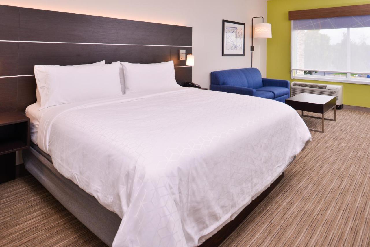 Holiday Inn Express & Suites - Mall Of America - Msp Airport By Ihg Bloomington Room photo