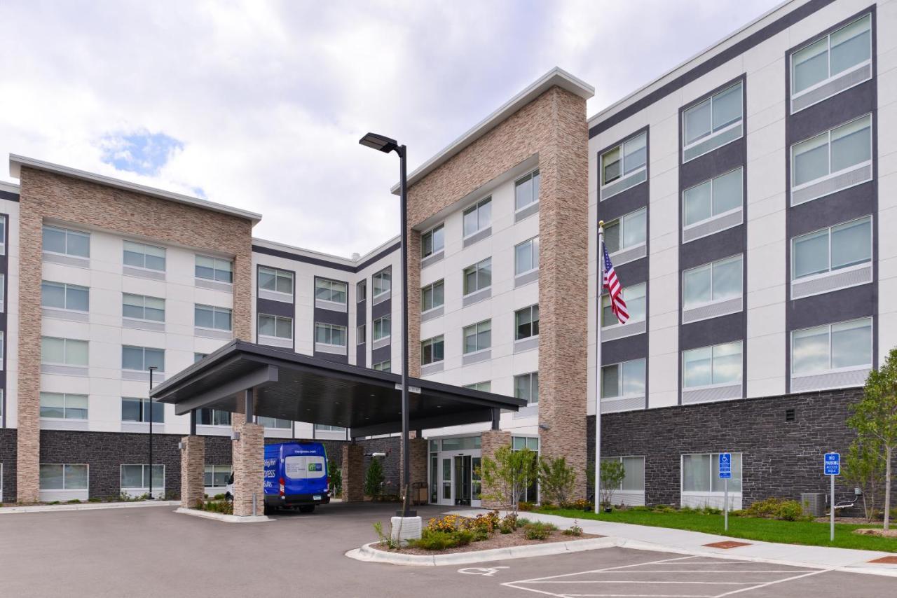 Holiday Inn Express & Suites - Mall Of America - Msp Airport By Ihg Bloomington Exterior photo