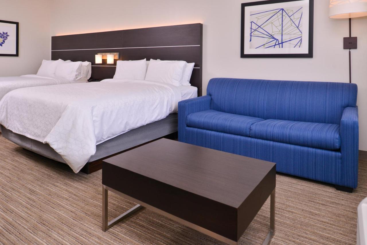 Holiday Inn Express & Suites - Mall Of America - Msp Airport By Ihg Bloomington Room photo